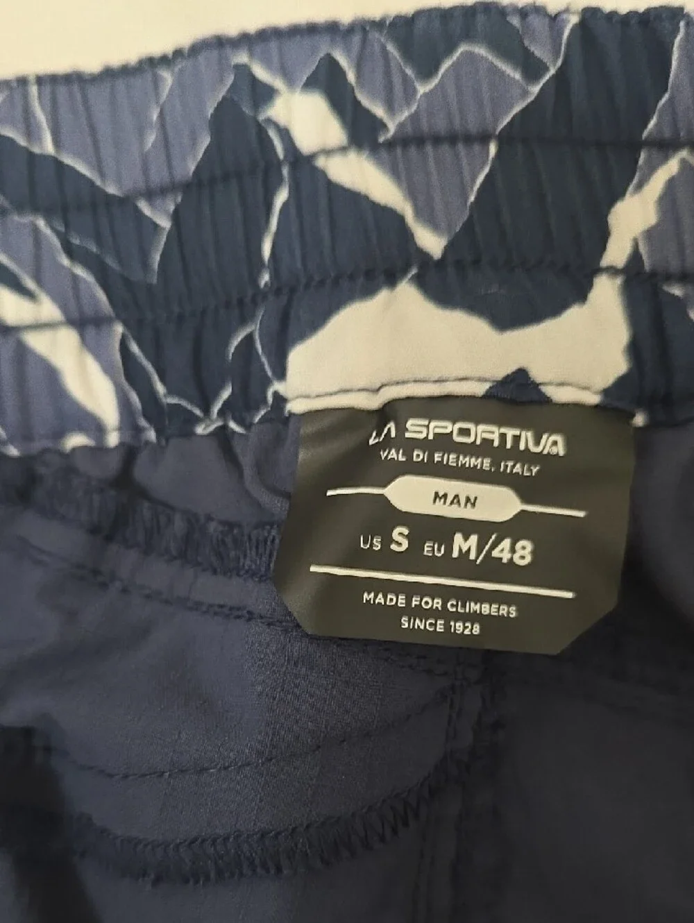 La‎ Sportiva Men's Navy Stretch Jogger Pants S